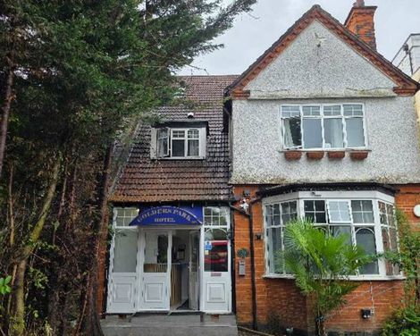 Golders Park Hotel-1
