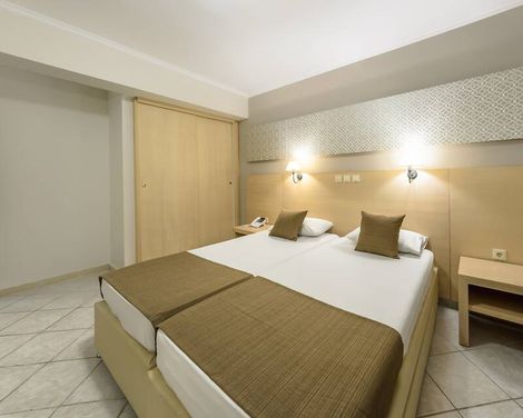 Karras Hotel-3