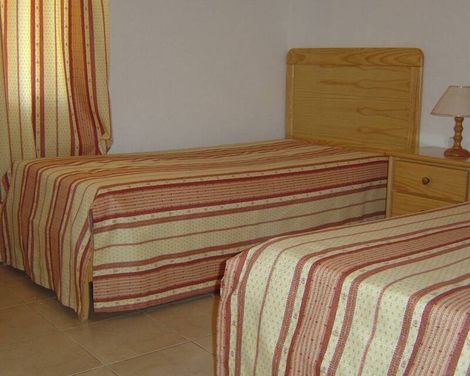 Parque Mourabel, Oásis Village & Pé do Lago