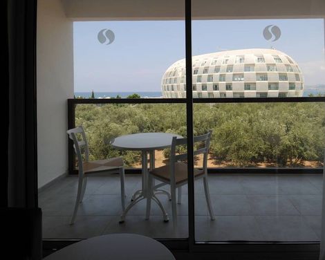 Lonicera West Hotel