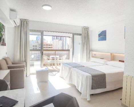 Aparthotel BCL Levante Club