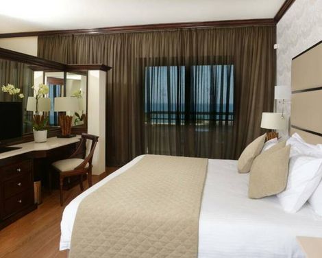 Palm Beach Hotel-0