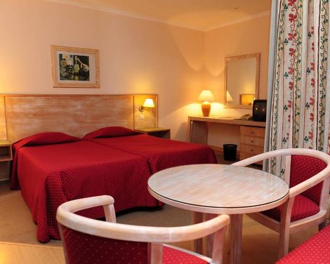 Dorisol Buganvilia Studio Hotel
