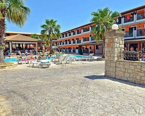 Blue Palm Hotel