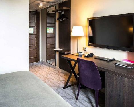 Clarion Hotel Post-2