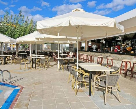 Maria Rousse Hotel