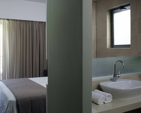 Angela Downtown Hotel