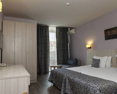 Hotel Slavey