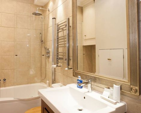 Park Lane Piccadilly Circus Apartments-2