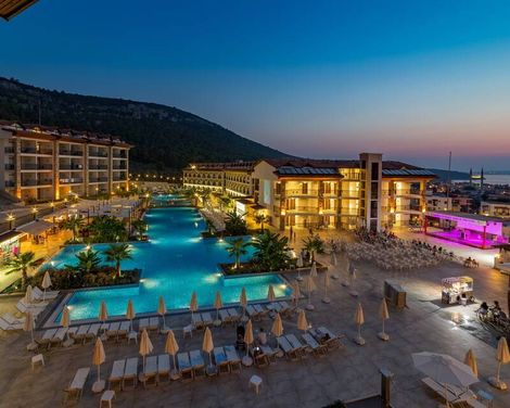 Ramada Resort by Wyndham Akbuk