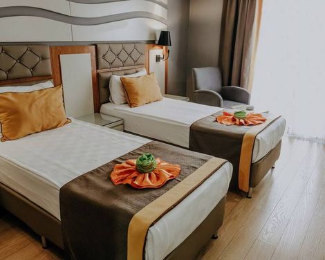 Saturn Palace Resort