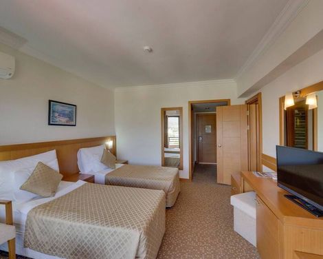 The Holiday Resort Hotel