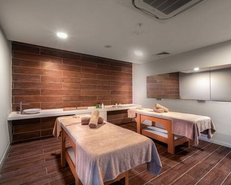 Orfeus Queen Hotel
