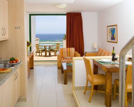 Aparthotel Esquinzo Y Monte del Mar-2