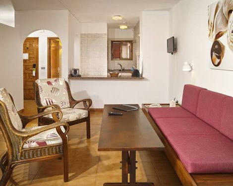Apartamentos Albatros by Malibu-2