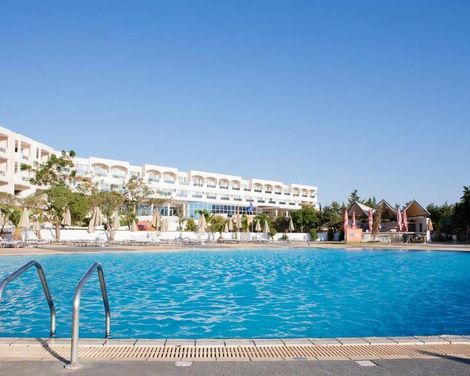 Sovereign Beach Hotel