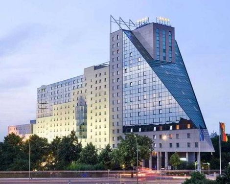 Estrel Berlin-1