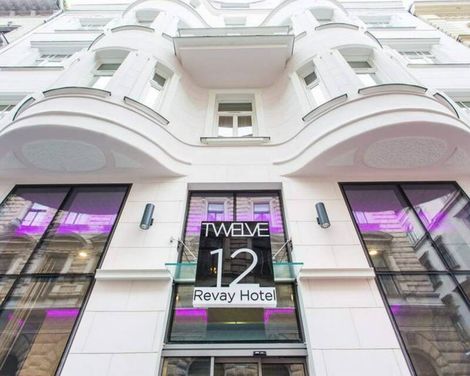 12 Revay Hotel