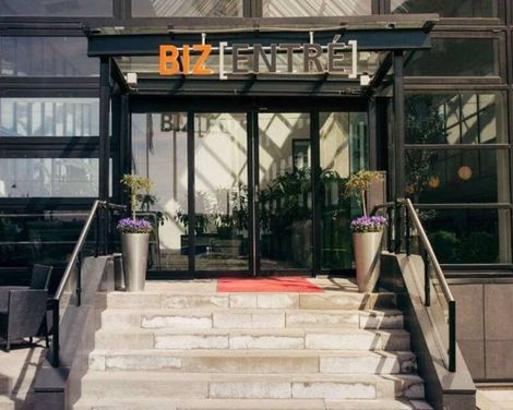 Biz Apartment Gärdet-2