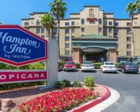 Hampton Inn Tropicana-0