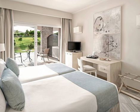 La Cala Resort