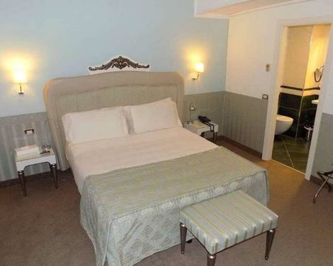JR Hotels Oriente Bari-0