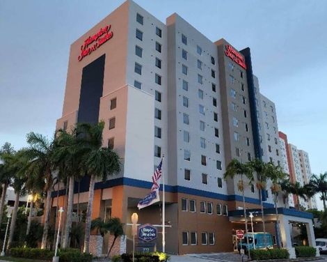 Hampton Inn & Suites Miami Airport South