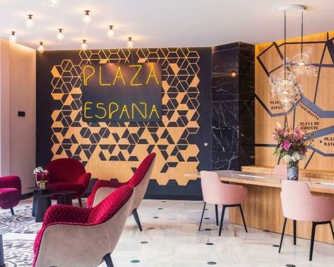 Motel One Madrid-Plaza de España-2