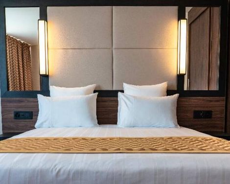 Nash Suites Hotel