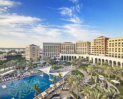 The Ritz-Carlton Abu Dhabi Grand Canal