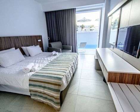 Eleana Hotel