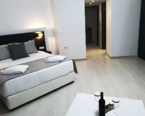 Boss Boutique Athens-0