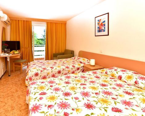Hotel Oasis-0