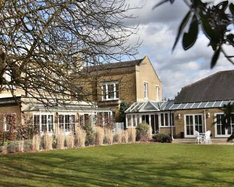 Hadlow Manor-1