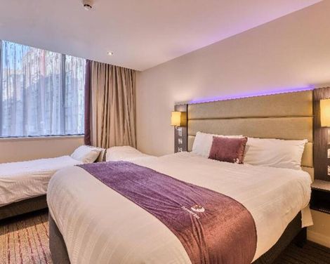 Premier Inn Glasgow City Centre St. Enoch Square Hotel