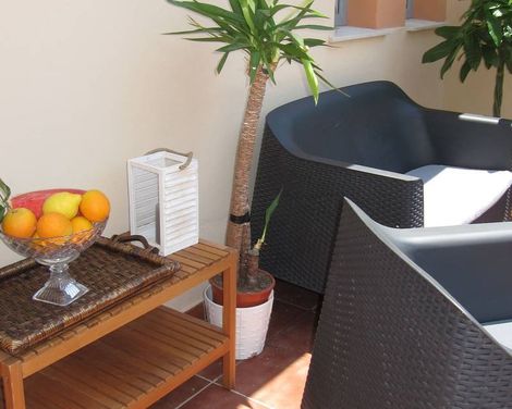 Life Apartments Alameda Colón-3
