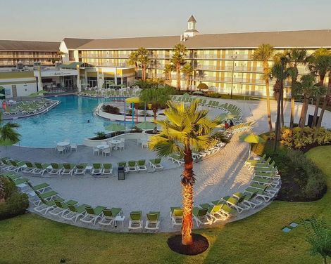 Avanti International Resort