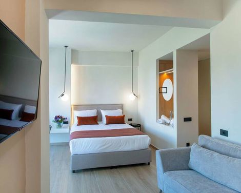 The City Hotel & Suites-0