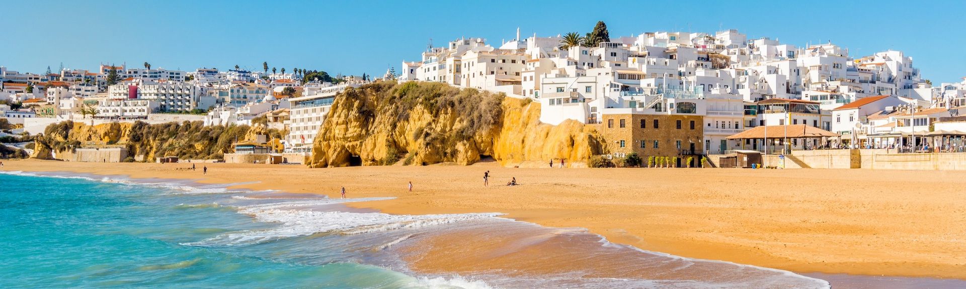 Blick auf die Küste von Albufeira an der Algarve, Portugal