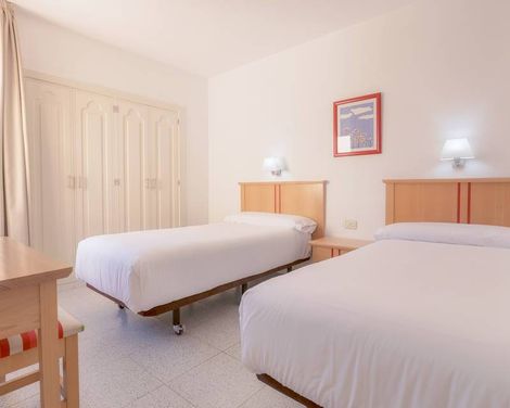 Apartamentos LIVVO Koala Garden-3