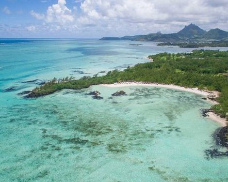 The Bay Club at Anahita