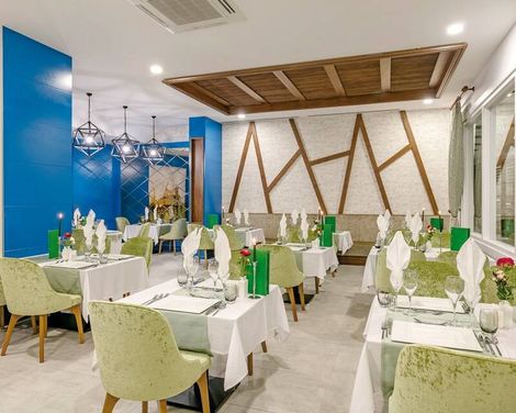 Glamour Resort & Spa