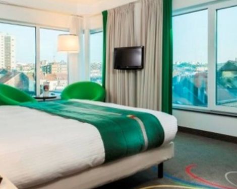 Park Inn by Radisson Brussels Midi-1