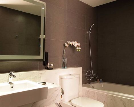 Grand Diamond Suites Hotel-0