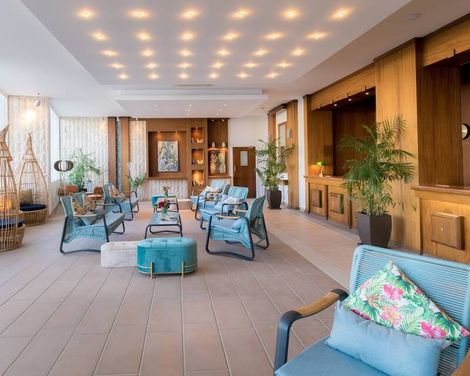Cavo Zoe Seaside Hotel