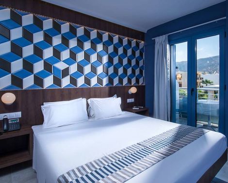 Compass Stalis Beach-0