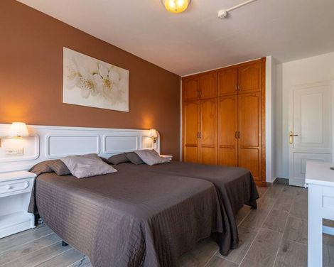 Aparthotel Neptuno Costadeje