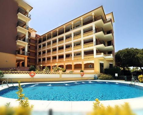 Apartamentos Leo Canela