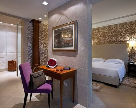The Ashbee Hotel