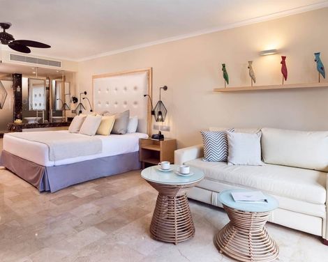 Grand Palladium Palace Resort & Spa